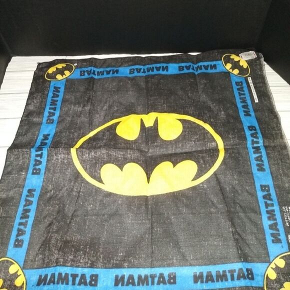 Vintage DC Comics Inc. Batman Graphic Print Bandana Handkerchief USA 1989 - Picture 3 of 8